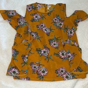 Floral business casual blouse
